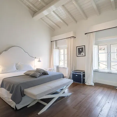Hall Suites-3
