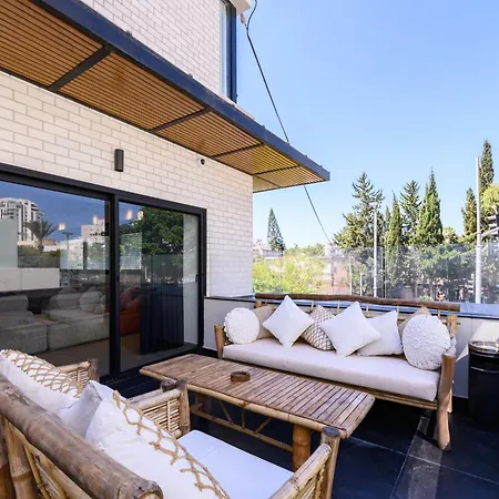 Rokah Luxury Villa At Ramat Hahayal-2