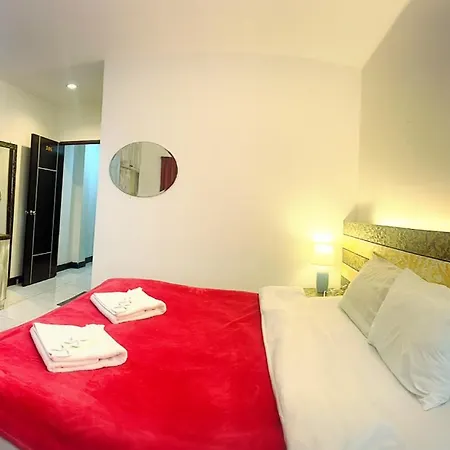The Shades Hotel 50 Meter Beach Front-2