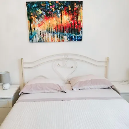 Casa Mafalda - Rooms, Friends And More - Affittacamere, Guest House-3