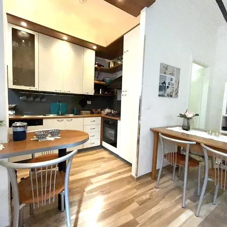 B&B La Dimora di Tommaso Apartment - Dimora storica Bike Friendly-3
