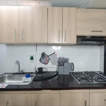 Apartamento Familia Premiun-Aeropuerto y embajada-3
