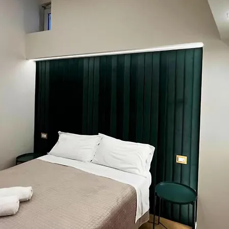 Motta Palace Apartments & Rooms-2