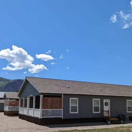 3Bed2Bath With Creek And Open Spaces-3