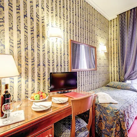 Re Luxury Accomodation-3
