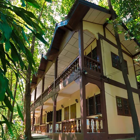 The Lost Resort-3
