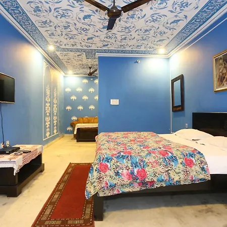 Ratan Niwas-2