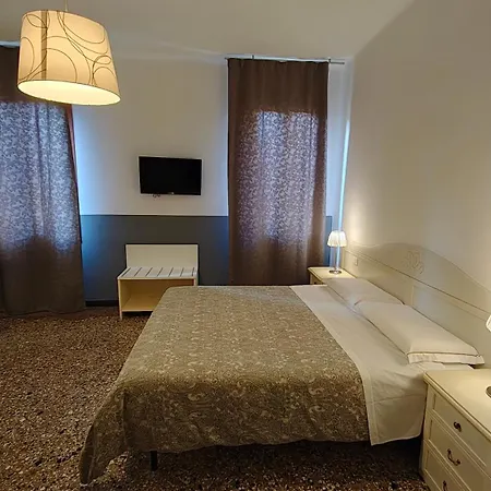 Corte Loredana Only Adult - No Housekeeping-2