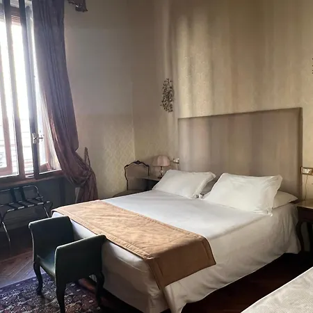 Affreschi Su Roma Luxury B&B-2