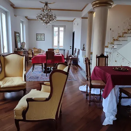 Villa Puccini Bed&Breakfast-2