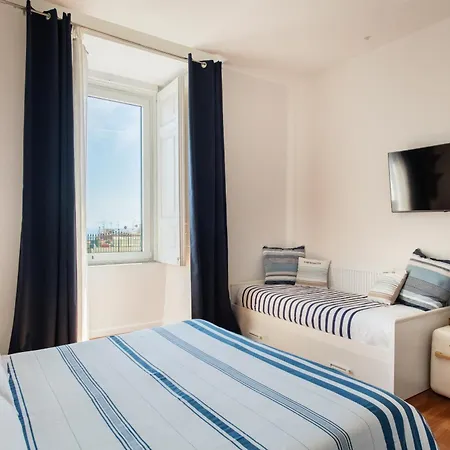 Mareluna Rooms-2