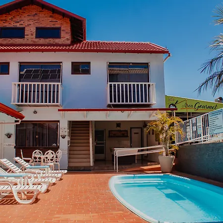 Hotel e Pousada Caroline-3