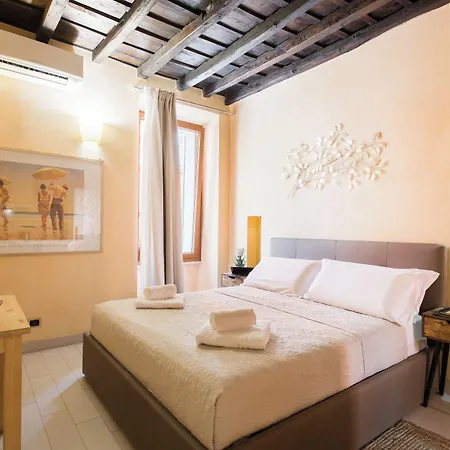 Trinitadeimonti Guest House-2