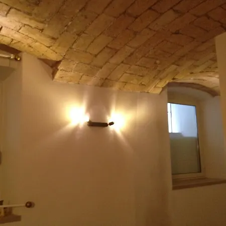 74 Crescenzio House-2
