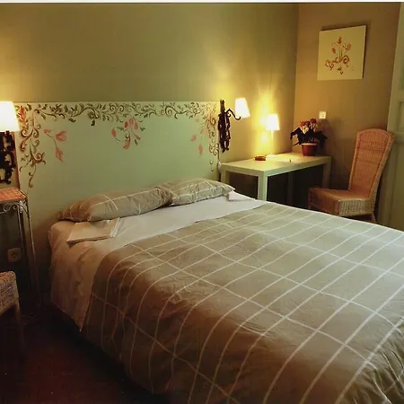 Hostal Fornos-3