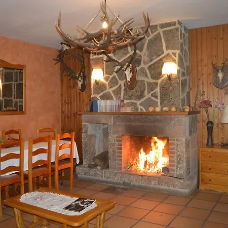 Hostal Revinuesa-2