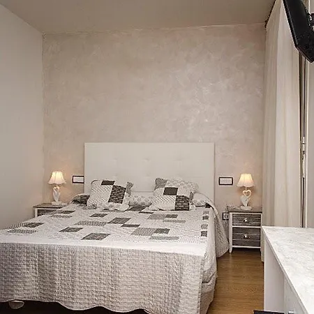 Hostal Don Rodrigo-2