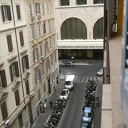 Termini Guesthouse-2