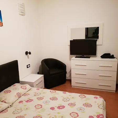 Milan White Tower Apartment-2