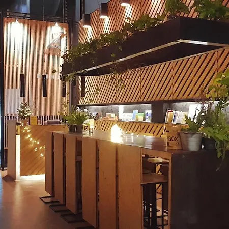 Hugger Hostel (Adults Only)-2