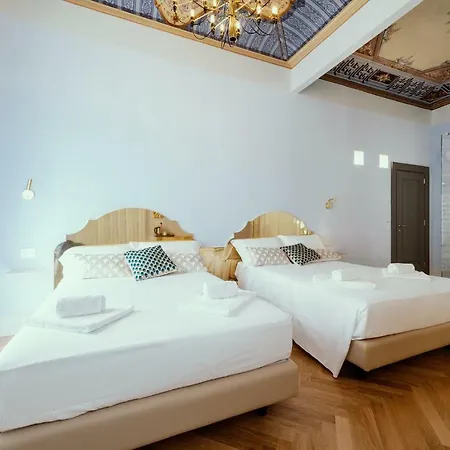 Palazzo dei Grifoni - Luxury Suites --3