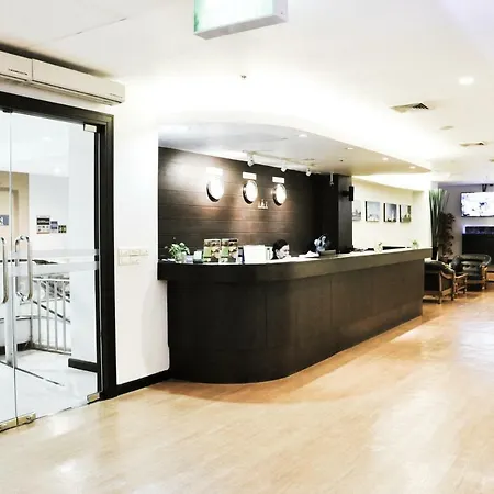 Vplace Silom-3