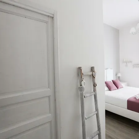 Chiaia Bridge B&B-2