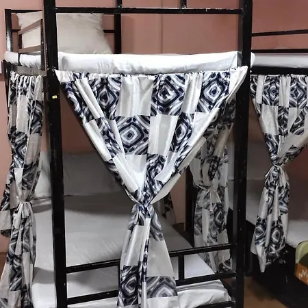 Sakinaka Dormitory Ac Deluxe-3