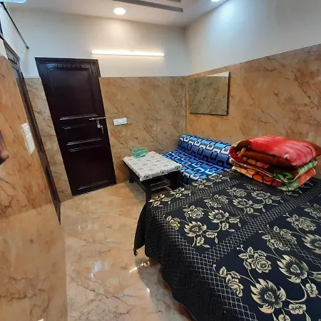 92, 121, 74, 700 Posh S Delhi Foreigners Place In Cream Location Independent Luxury Flat With Attached Kitchen For Self Cooking Along With All Utensils, Gas Stove And Fridge, Fully Air Conditioned, Android Tv, Very Peaceful And Calm Location-3